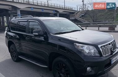 Позашляховик / Кросовер Toyota Land Cruiser Prado 2010 в Одесі