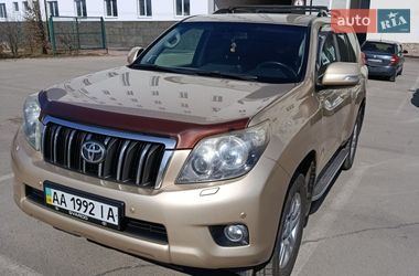 Внедорожник / Кроссовер Toyota Land Cruiser Prado 2011 в Вышгороде