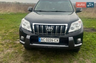 Позашляховик / Кросовер Toyota Land Cruiser Prado 2010 в Луцьку