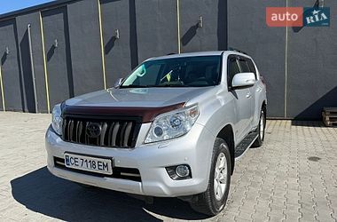 Внедорожник / Кроссовер Toyota Land Cruiser Prado 2010 в Черновцах