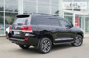 Внедорожник / Кроссовер Toyota Land Cruiser 2019 в Киеве