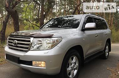 Внедорожник / Кроссовер Toyota Land Cruiser 2009 в Киеве