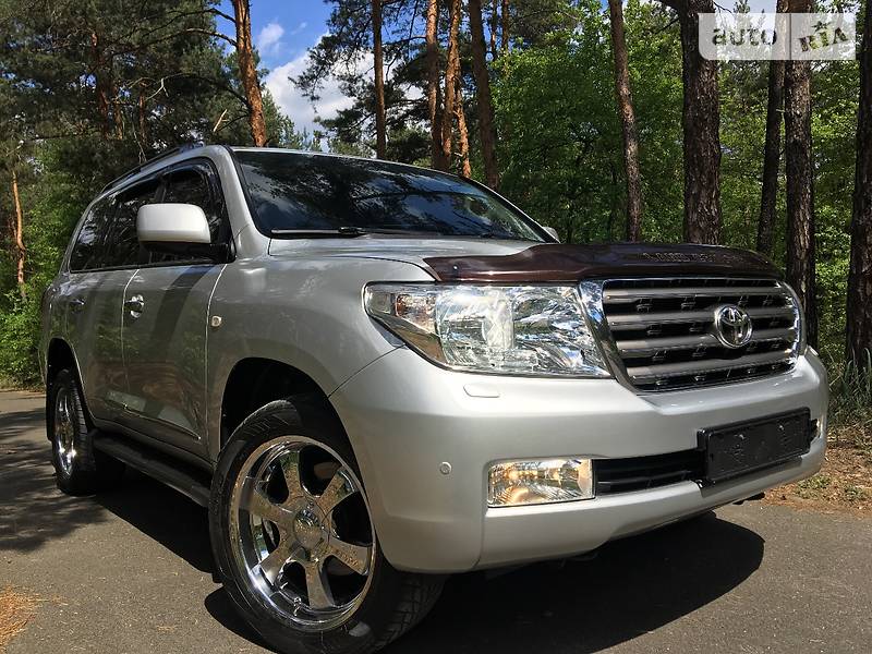 Внедорожник / Кроссовер Toyota Land Cruiser 2009 в Киеве