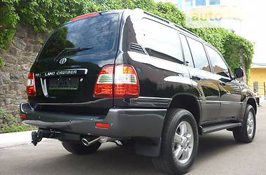 Внедорожник / Кроссовер Toyota Land Cruiser 2003 в Киеве