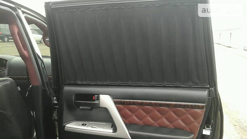 Внедорожник / Кроссовер Toyota Land Cruiser 2011 в Харькове