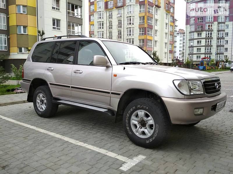 Внедорожник / Кроссовер Toyota Land Cruiser 2000 в Ивано-Франковске