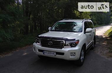 Внедорожник / Кроссовер Toyota Land Cruiser 2015 в Харькове