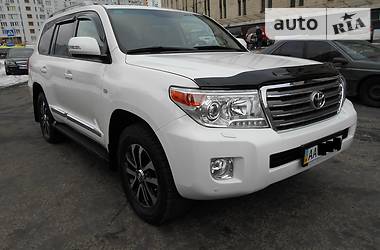 Позашляховик / Кросовер Toyota Land Cruiser 2012 в Києві