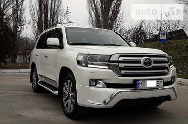 Внедорожник / Кроссовер Toyota Land Cruiser 2017 в Херсоне