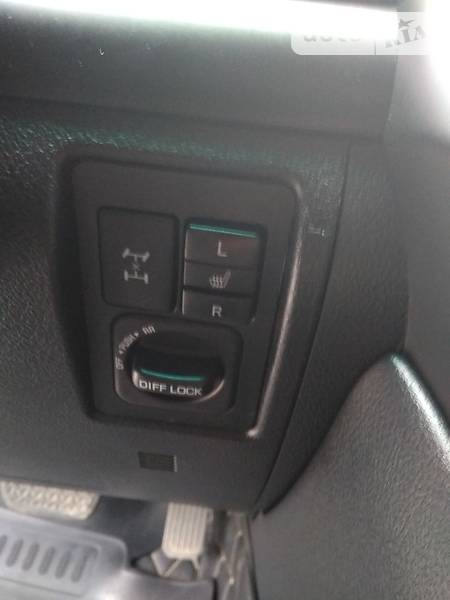 Позашляховик / Кросовер Toyota Land Cruiser 2008 в Южному фото 9 Позашляховик / Кросовер Toyota Land Cruiser 2008 в Южному