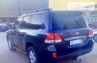 Внедорожник / Кроссовер Toyota Land Cruiser 2010 в Чернигове