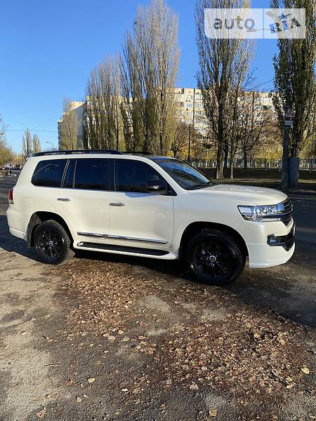 Внедорожник / Кроссовер Toyota Land Cruiser 2019 в Киеве