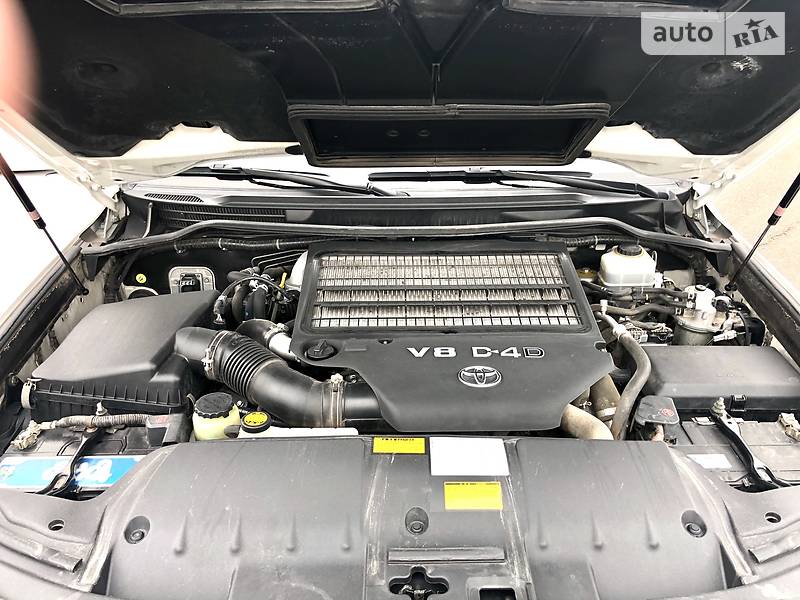 Позашляховик / Кросовер Toyota Land Cruiser 2011 в Маріуполі фото 25 Позашляховик / Кросовер Toyota Land Cruiser 2011 в Маріуполі