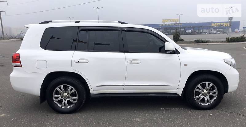 Позашляховик / Кросовер Toyota Land Cruiser 2011 в Маріуполі фото 7 Позашляховик / Кросовер Toyota Land Cruiser 2011 в Маріуполі