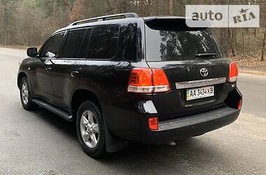 Позашляховик / Кросовер Toyota Land Cruiser 2008 в 