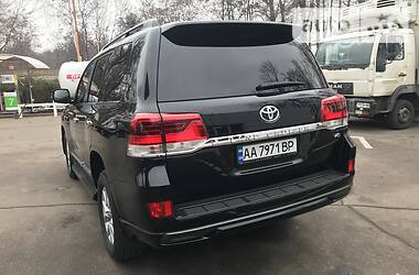 Внедорожник / Кроссовер Toyota Land Cruiser 2017 в Черкассах