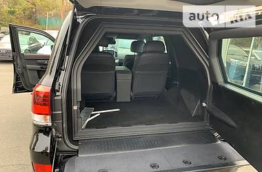 Позашляховик / Кросовер Toyota Land Cruiser 2018 в 