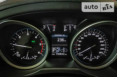 Позашляховик / Кросовер Toyota Land Cruiser 2012 в 