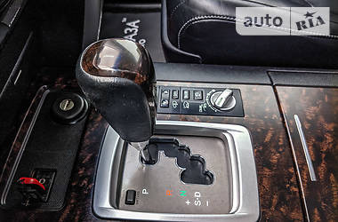 Позашляховик / Кросовер Toyota Land Cruiser 2012 в 