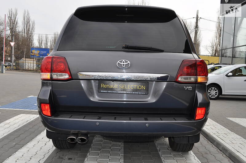 Позашляховик / Кросовер Toyota Land Cruiser 2008 в Одесі