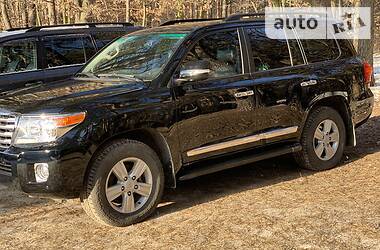 Позашляховик / Кросовер Toyota Land Cruiser 2014 в 