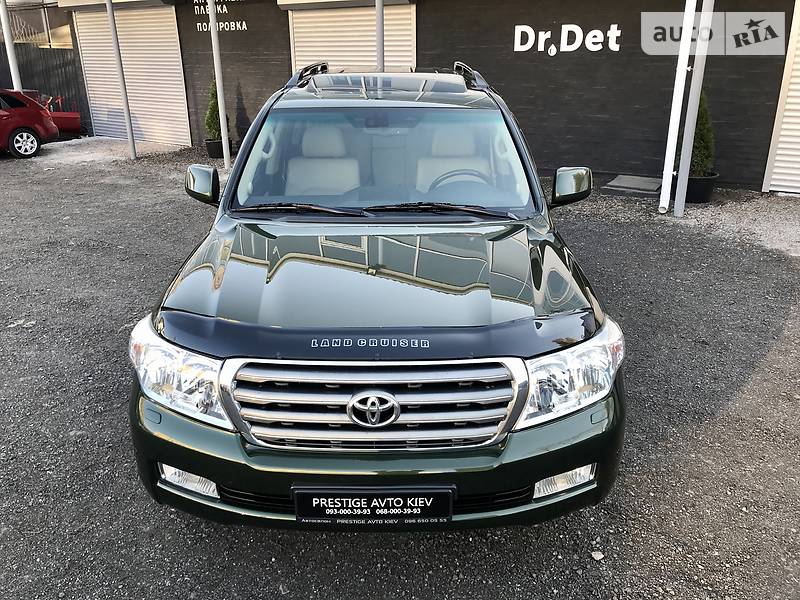 Позашляховик / Кросовер Toyota Land Cruiser 2011 в Києві