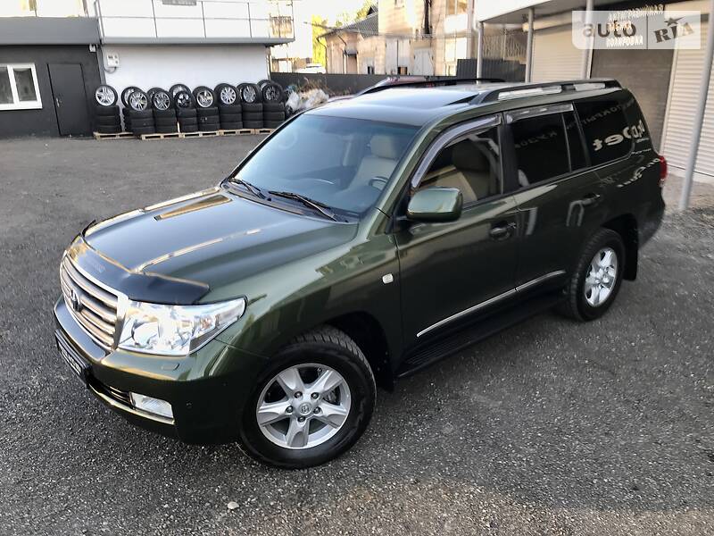 Позашляховик / Кросовер Toyota Land Cruiser 2011 в Києві