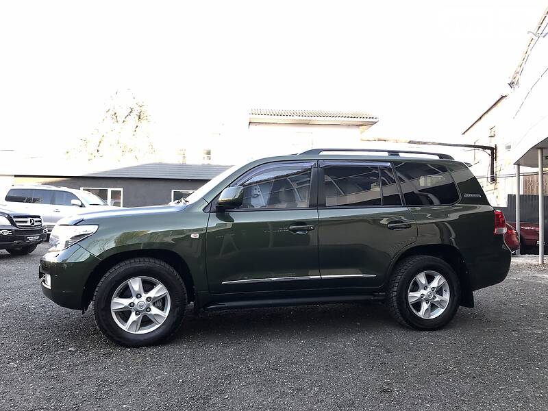 Позашляховик / Кросовер Toyota Land Cruiser 2011 в Києві