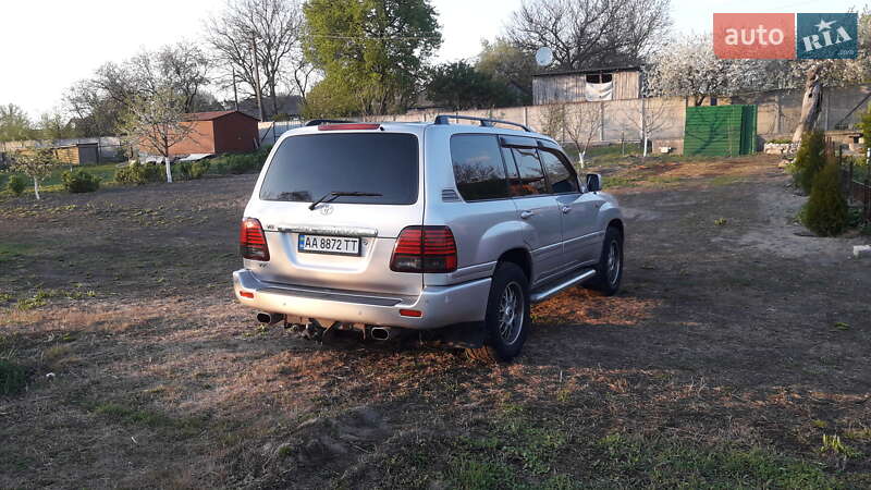 Внедорожник / Кроссовер Toyota Land Cruiser 2004 в Киеве фото 4 Внедорожник / Кроссовер Toyota Land Cruiser 2004 в Киеве