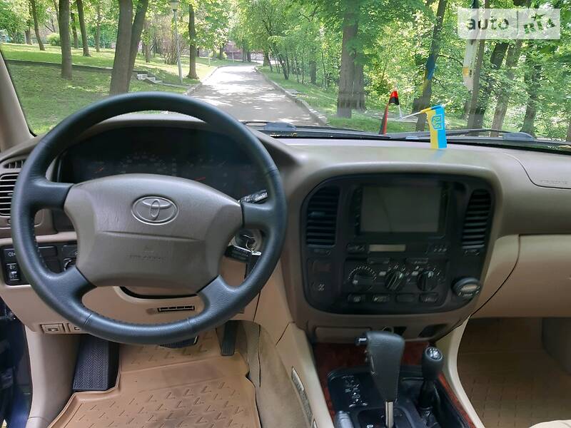 Позашляховик / Кросовер Toyota Land Cruiser 1999 в Житомирі