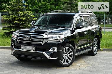 Внедорожник / Кроссовер Toyota Land Cruiser 2018 в Львове