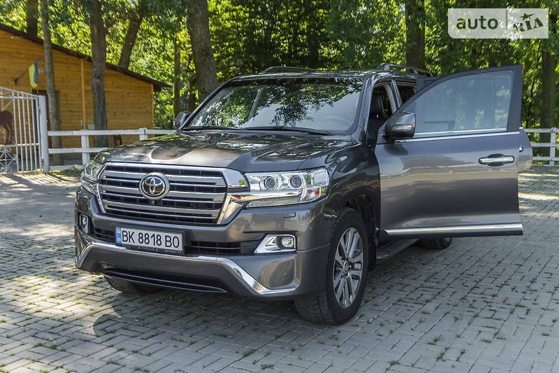 Внедорожник / Кроссовер Toyota Land Cruiser 2016 в Ровно