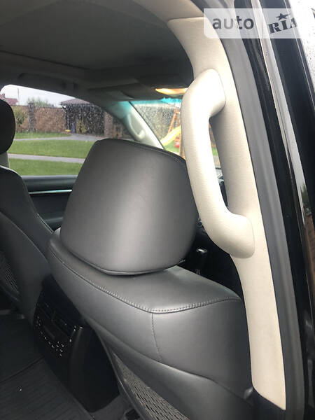 Позашляховик / Кросовер Toyota Land Cruiser 2008 в Луцьку фото 19 Позашляховик / Кросовер Toyota Land Cruiser 2008 в Луцьку