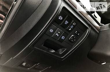 Внедорожник / Кроссовер Toyota Land Cruiser 2020 в 