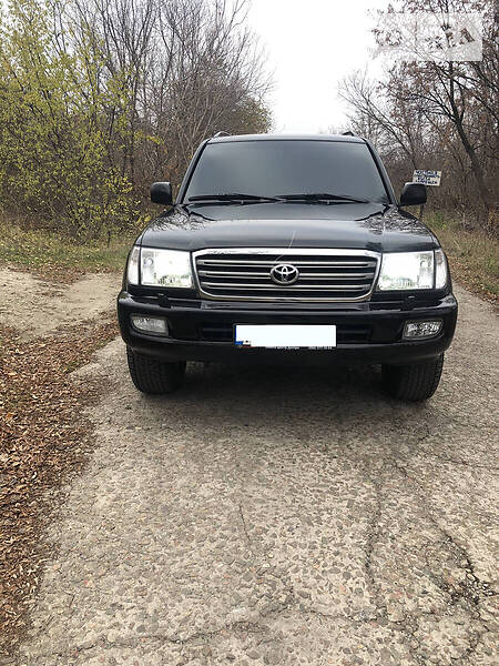 Внедорожник / Кроссовер Toyota Land Cruiser 2003 в Днепре