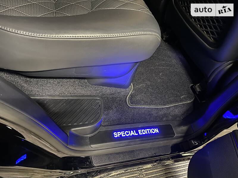 Внедорожник / Кроссовер Toyota Land Cruiser 2017 в Днепре фото 5 Внедорожник / Кроссовер Toyota Land Cruiser 2017 в Днепре