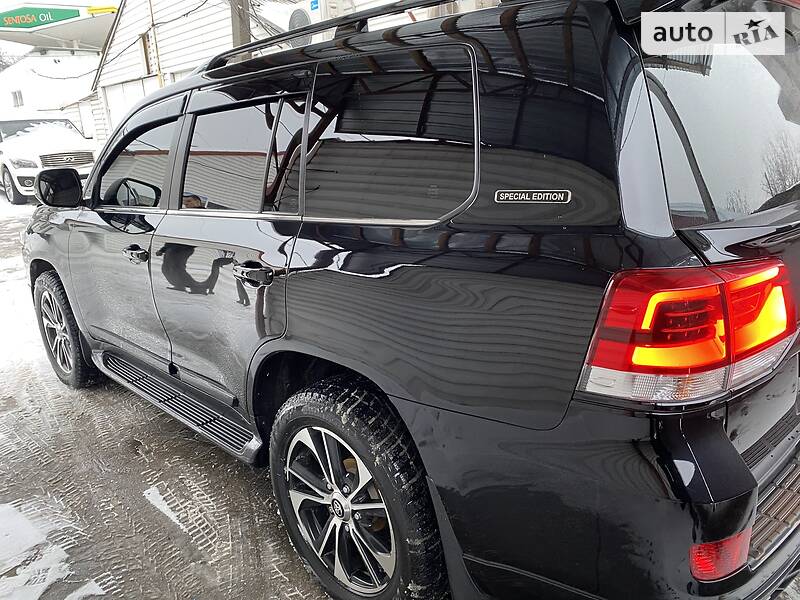 Внедорожник / Кроссовер Toyota Land Cruiser 2017 в Днепре фото 11 Внедорожник / Кроссовер Toyota Land Cruiser 2017 в Днепре