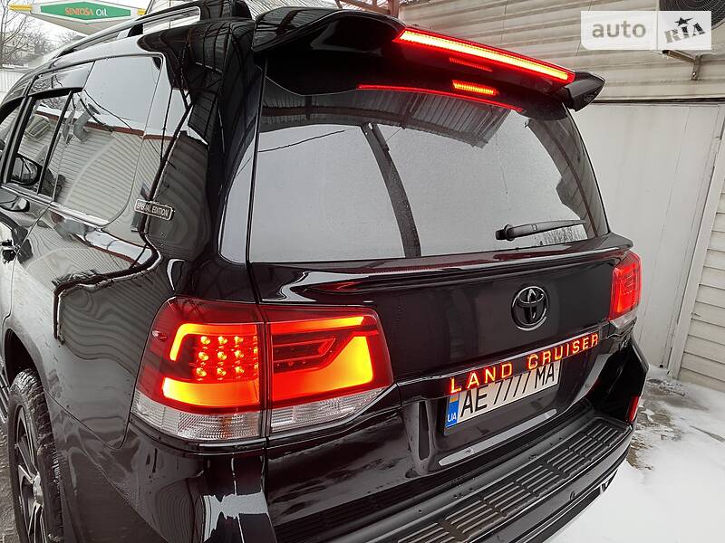 Внедорожник / Кроссовер Toyota Land Cruiser 2017 в Днепре фото 22 Внедорожник / Кроссовер Toyota Land Cruiser 2017 в Днепре