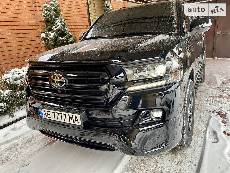 Внедорожник / Кроссовер Toyota Land Cruiser 2017 в Днепре фото 39 Внедорожник / Кроссовер Toyota Land Cruiser 2017 в Днепре