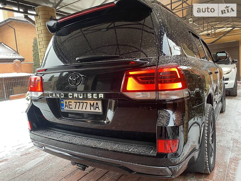 Внедорожник / Кроссовер Toyota Land Cruiser 2017 в Днепре фото 54 Внедорожник / Кроссовер Toyota Land Cruiser 2017 в Днепре