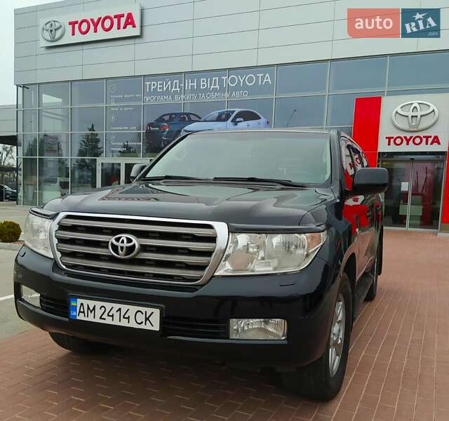Внедорожник / Кроссовер Toyota Land Cruiser 2009 в Бердичеве
