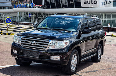 Внедорожник / Кроссовер Toyota Land Cruiser 2008 в Киеве