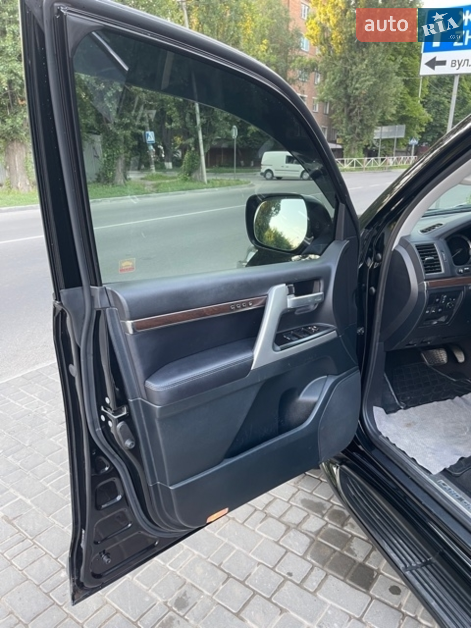 2020 Toyota Land Cruiser - мініатюра 26