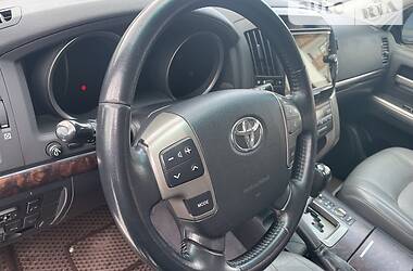 Внедорожник / Кроссовер Toyota Land Cruiser 2011 в Киеве