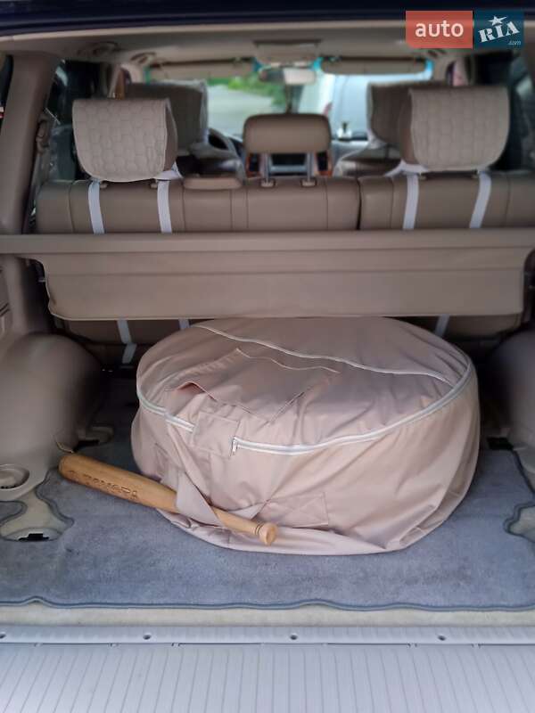 Позашляховик / Кросовер Toyota Land Cruiser 2003 в Дніпрі