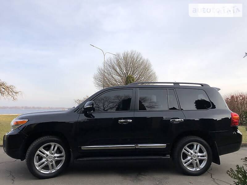 Внедорожник / Кроссовер Toyota Land Cruiser 2013 в Киеве фото 3 Внедорожник / Кроссовер Toyota Land Cruiser 2013 в Киеве