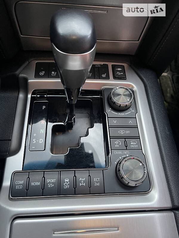 Позашляховик / Кросовер Toyota Land Cruiser 2019 в Києві фото 22 Позашляховик / Кросовер Toyota Land Cruiser 2019 в Києві