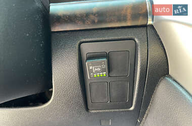 Позашляховик / Кросовер Toyota Land Cruiser 2013 в 