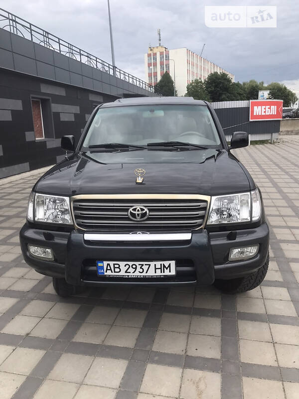 Внедорожник / Кроссовер Toyota Land Cruiser 2004 в Виннице