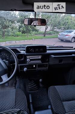Позашляховик / Кросовер Toyota Land Cruiser 1993 в Прилуках